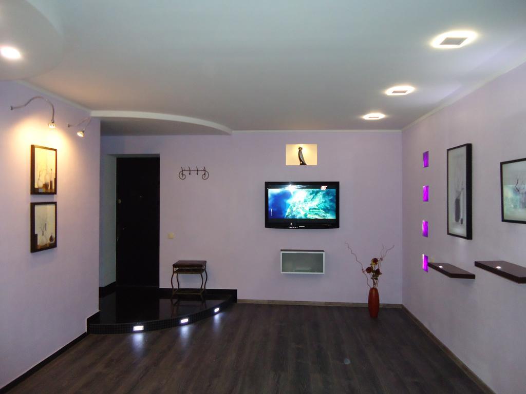 Apartment On Sovetskaya 103 バブルイスク エクステリア 写真