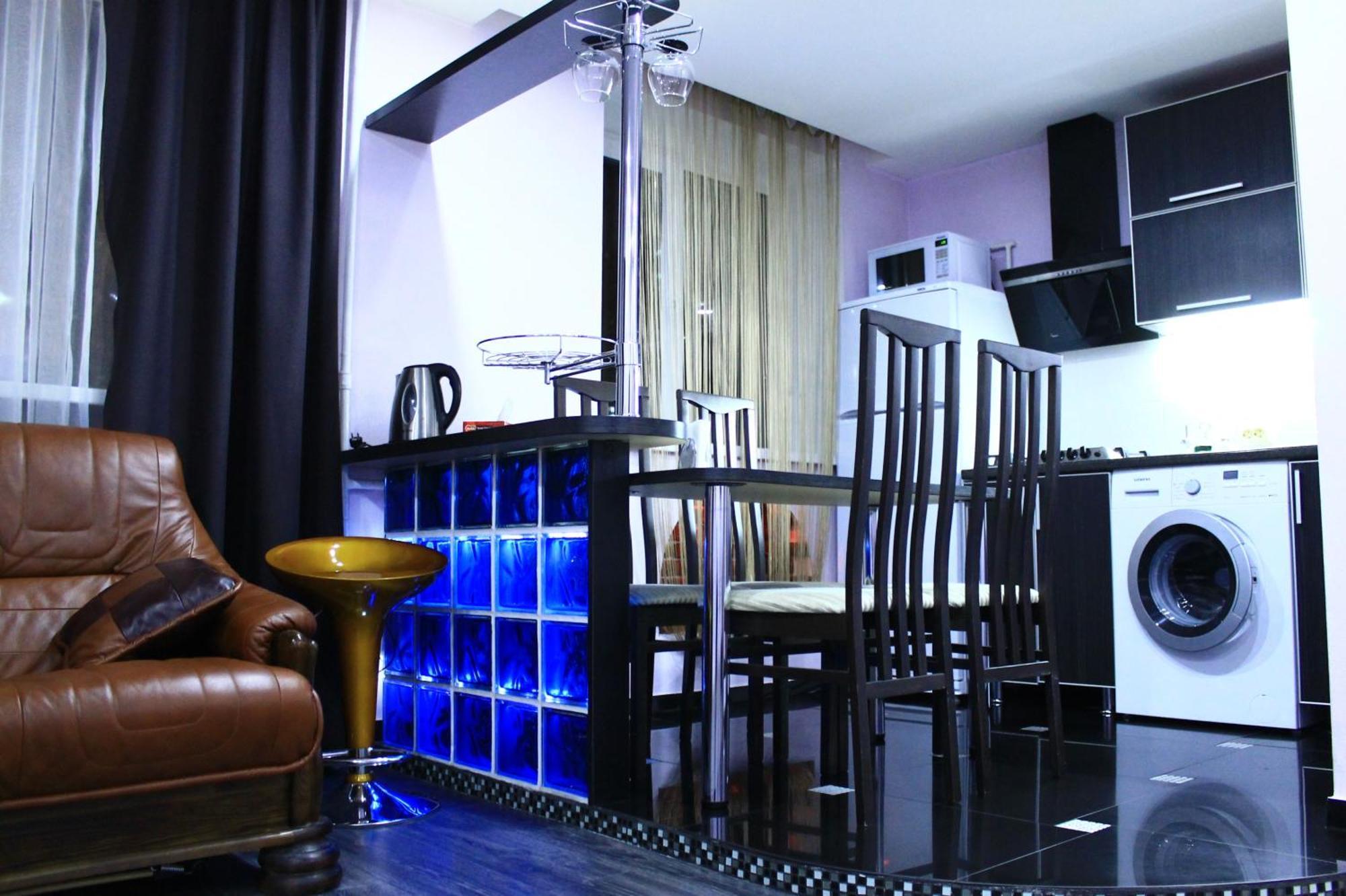 Apartment On Sovetskaya 103 バブルイスク エクステリア 写真
