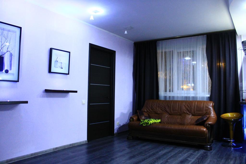 Apartment On Sovetskaya 103 バブルイスク エクステリア 写真