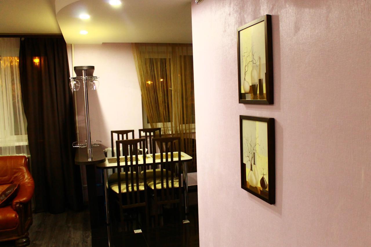 Apartment On Sovetskaya 103 バブルイスク エクステリア 写真